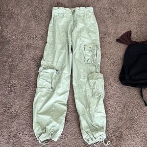 Urban outfitters green cargo pants